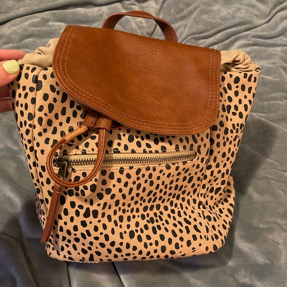Target universal thread backpack